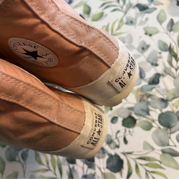 Converse Chuck Taylor All Star Pink Lugged Platform High Sneakers 7.5 - Picture 4 of 8